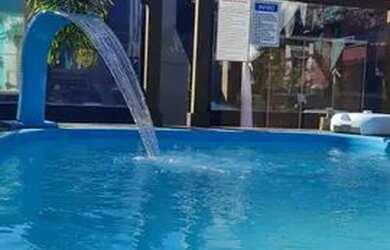 Imagem 12: Lindo Residencial para Venda ou Arrendamento com 4 casas e piscina