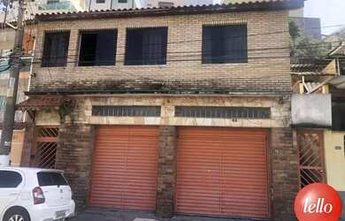 Imagem: A casa possui 4 Dormitórios, 5 Banheiros, 2 Vagas na garagem