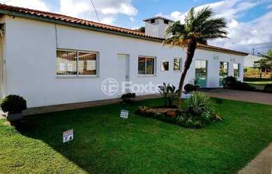 Imagem: A casa em condomínio possui 2 Dormitórios, 3 Banheiros, 85m²