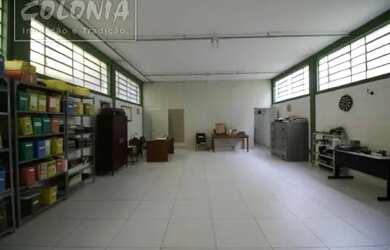 Imagem: O depósito possui 417m² de Área e está localizado em Vila