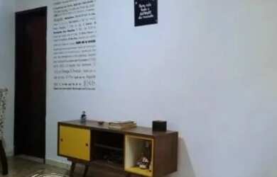 Imagem: O apartamento possui 2 Dormitórios, 1 Banheiro e está localizado