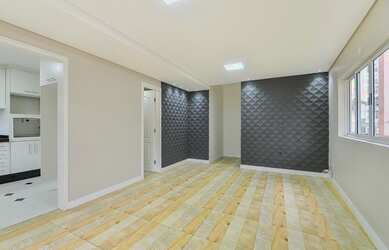 Imagem: A casa possui 4 Dormitórios, 4 Banheiros, 4 Vagas na garagem