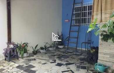 Imagem: A casa possui 2 Dormitórios, 2 Banheiros, 1 Vaga na garagem