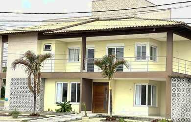 Imagem: A casa em condomínio possui 3 Dormitórios, 4 Banheiros, 2