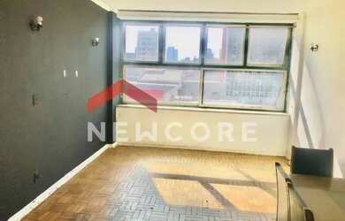 Imagem: O apartamento possui 3 Dormitórios, 3 Banheiros, 136m² de