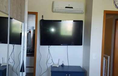 Imagem 2: Sobrado de oportunidade. Piscina, Churrasqueira, Varandae136m² de Área