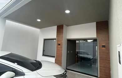 Imagem: A casa em condomínio possui 3 Dormitórios, 2 Banheiros, 2