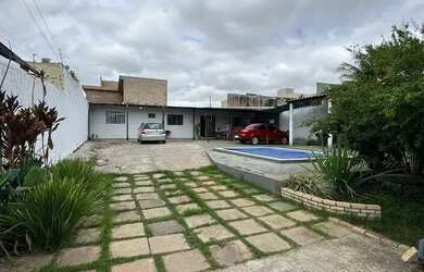 Imagem: A casa em condomínio possui 2 Dormitórios, 2 Banheiros, 4