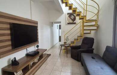 Imagem: A casa possui 2 Dormitórios, 3 Banheiros, 2 Vagas na garagem