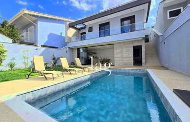 Imagem: A casa em condomínio possui 3 Dormitórios, 3 Banheiros, 4