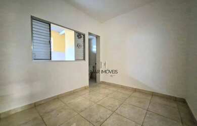 Imagem 4: Casa com 3 dormitórios para alugar, R$ 2.600/mês - Vila Santa Rosa -...