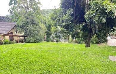 Imagem 2: Terreno à Venda em Condomínio de Alto Padrão em Gramado 784m² Segurança,...