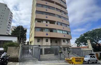 Imagem: O apartamento possui 2 Dormitórios, 2 Banheiros, 2 Vagas na