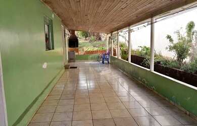 Imagem: O terreno possui 480m² de Área e está localizado em Periolo