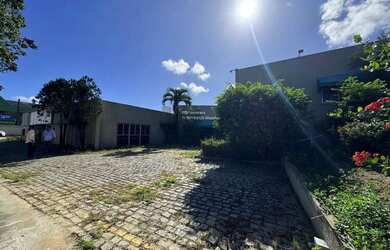 Imagem: O depósito possui 5 Vagas na garagem, 3.500m² de Área e