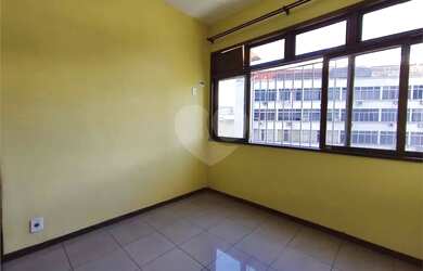 Imagem 2: Apartamento para alugar com 3 quartos, sendo 1 suíte, no condomínio...