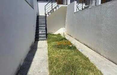 Imagem: A casa à venda possui 3 Dormitórios, 3 Banheiros, 2 Vagas