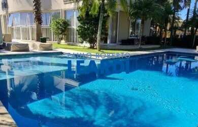 Imagem: A casa em condomínio possui 5 Dormitórios, 5 Banheiros, 5