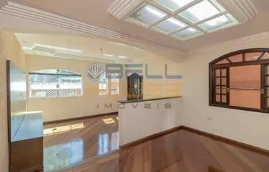 Imagem: A casa possui 3 Dormitórios, 3 Banheiros, 5 Vagas na garagem