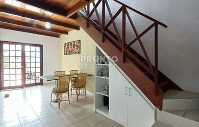 Imagem: A casa em condomínio possui 5 Dormitórios, 1 Banheiro, 3 Vagas