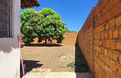 Imagem 3: Casa com terreno 10 por 30