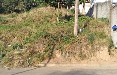 Imagem: O terreno possui Imóvel novo e está localizado em Jardim