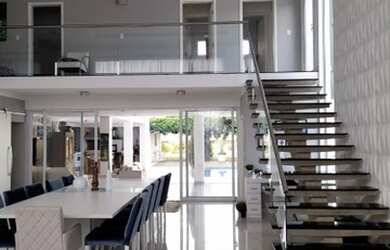 Imagem: A casa em condomínio possui 3 Dormitórios, 5 Banheiros, 5