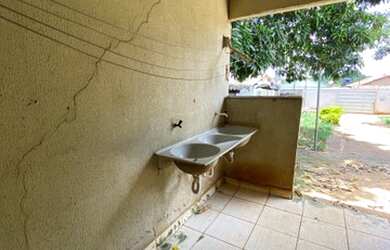 Imagem 3: Excelente Lote com meia água no Veiga jardim