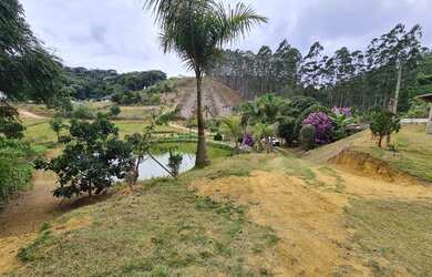 Imagem: A chácara possui 2.300m² de Área e está localizado em Afonso