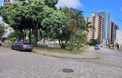 Imagem: A casa em condomínio possui 2 Dormitórios, 1 Banheiro, 1 Vaga