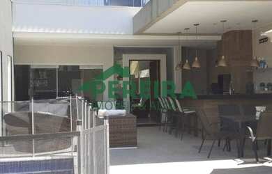 Imagem: A casa em condomínio possui 4 Dormitórios, 1 Banheiro, 3 Vagas