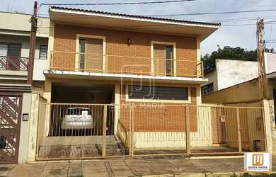 Imagem: O depósito possui 3 Vagas na garagem, 152m² de Área e está