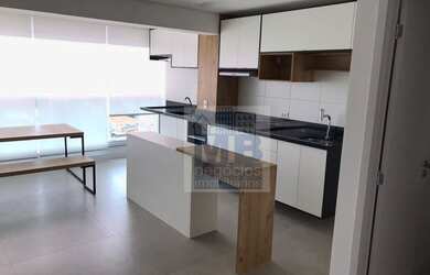 Imagem: O apartamento possui 1 Dormitório, 2 Banheiros, 1 Vaga na garagem