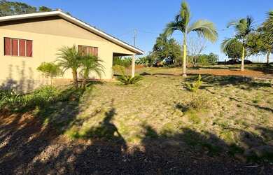 Imagem 2: Terreno em dois vizinhos. 999.999m² de Área