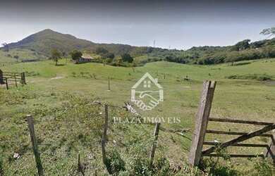 Imagem: O terreno possui 320000m² de Área e está localizado em Balneario