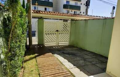 Imagem: A casa em condomínio possui 2 Dormitórios, 2 Banheiros, 1