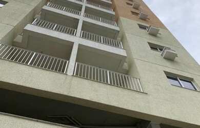 Imagem: O apartamento possui 1 Dormitório, 1 Banheiro, 1 Vaga na garagem