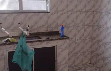 Imagem 6: Aluga se 700. Varanda, 1 Banheiroe1 Dormitório