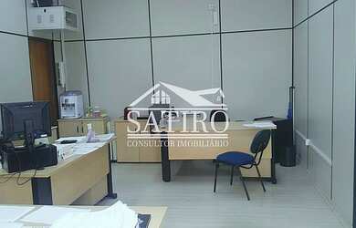 Imagem 6: Galpão/Depósito/Armazém para venda com 700 metros quadrados