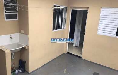 Imagem: A casa possui 1 Dormitório, 1 Banheiro, 60m² de Área e está