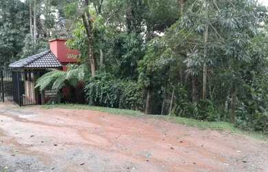 Imagem: O terreno possui 1.053m² de Área e está localizado em Campos