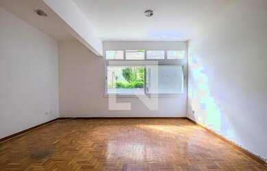 Imagem: O apartamento para alugar possui 3 Dormitórios, 2 Banheiros