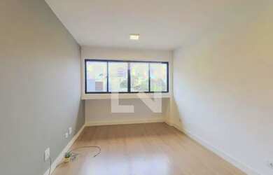 Imagem: O apartamento possui 1 Dormitório, 1 Banheiro e 30m² de Área