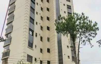 Imagem: O apartamento possui 1 Dormitório, 1 Banheiro, 1 Vaga na garagem