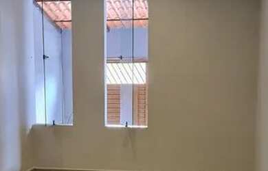 Imagem 2: Casa em Rua pública. 3 Vagas na garageme3 Dormitórios