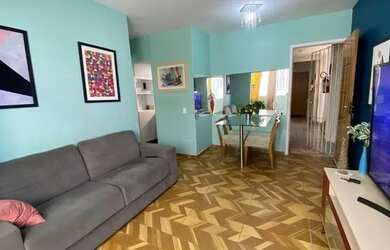 Imagem: O apartamento possui 2 Dormitórios, 1 Banheiro, 1 Vaga na garagem