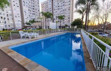 Imagem: O apartamento possui 2 Dormitórios, 1 Banheiro, 1 Vaga na garagem