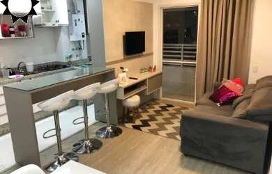 Imagem: O apartamento possui 2 Dormitórios, 1 Banheiro, 1 Vaga na garagem