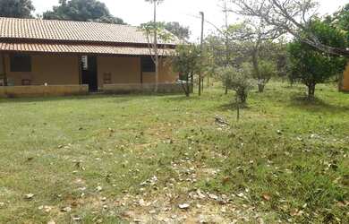 Imagem: A fazenda está localizado em Vista Alegre, Claro Dos Poções