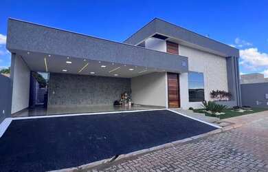 Imagem: A casa em condomínio possui 3 Dormitórios, 3 Banheiros, 3